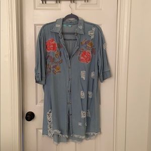 Karlie ripped jean dress with flower embroidery